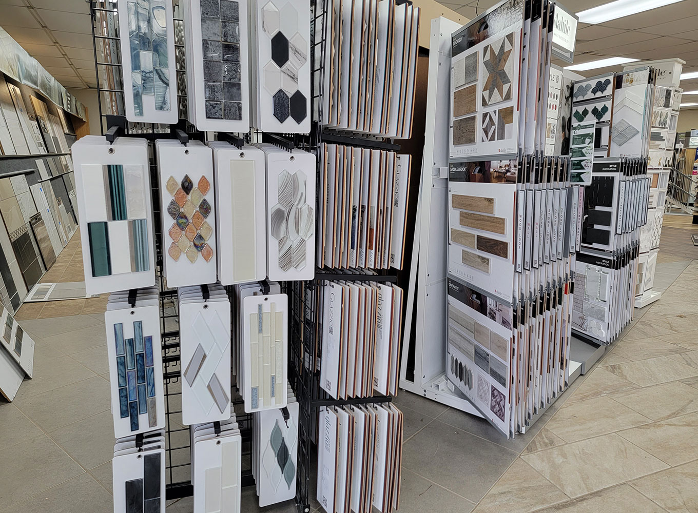 The Carpet House Lincoln Il Flooring Products 10 01 